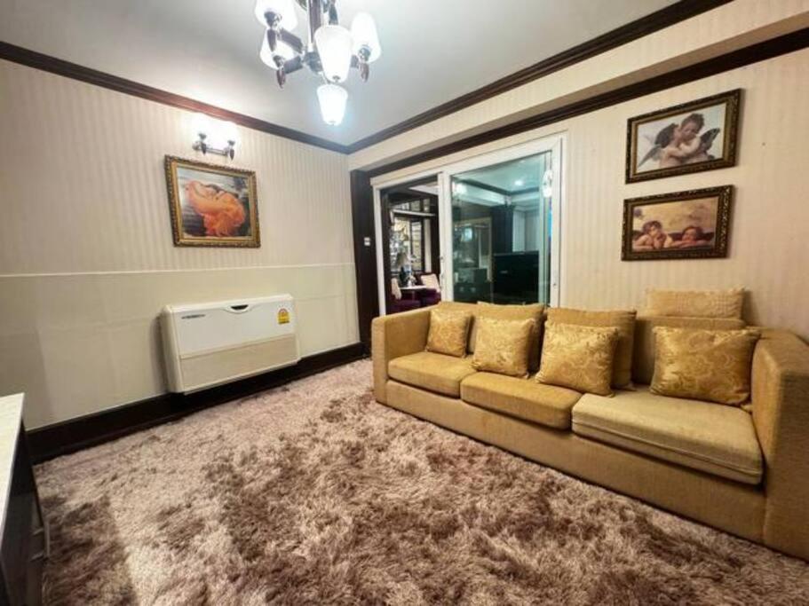 Căn hộ 曼谷独栋lat Phrao精品别墅 *